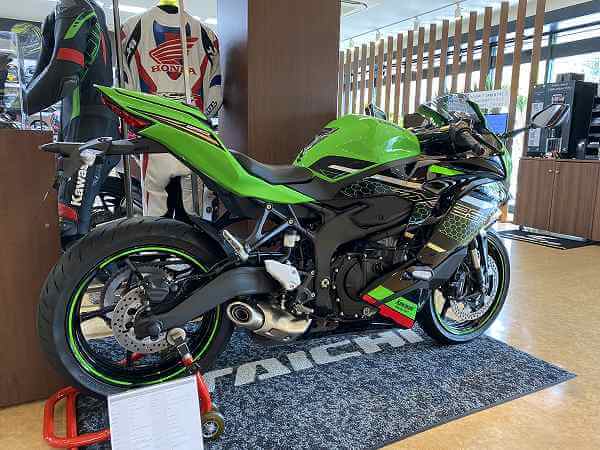 250cc バイク スクーター おすすめ Ninja ZX-25R 2